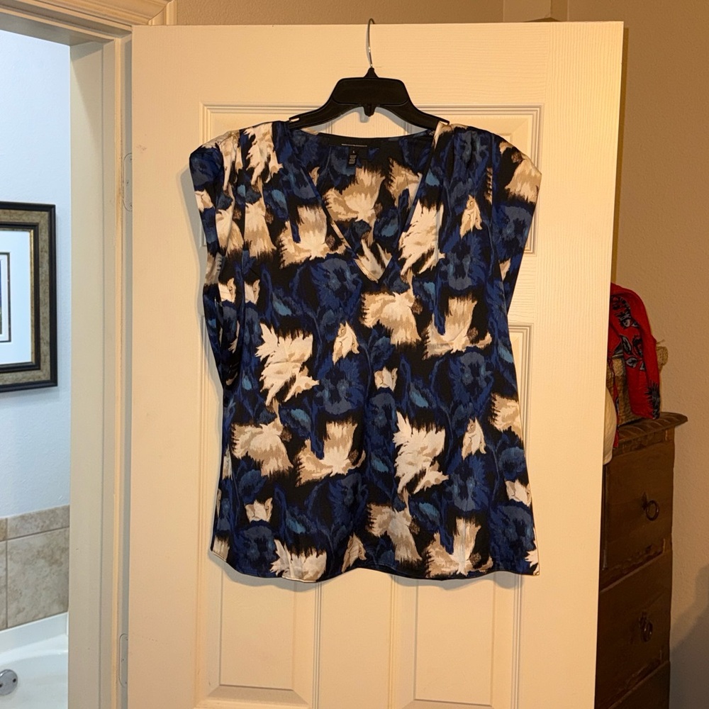 White House Black Market Blue and Cream Blouse
